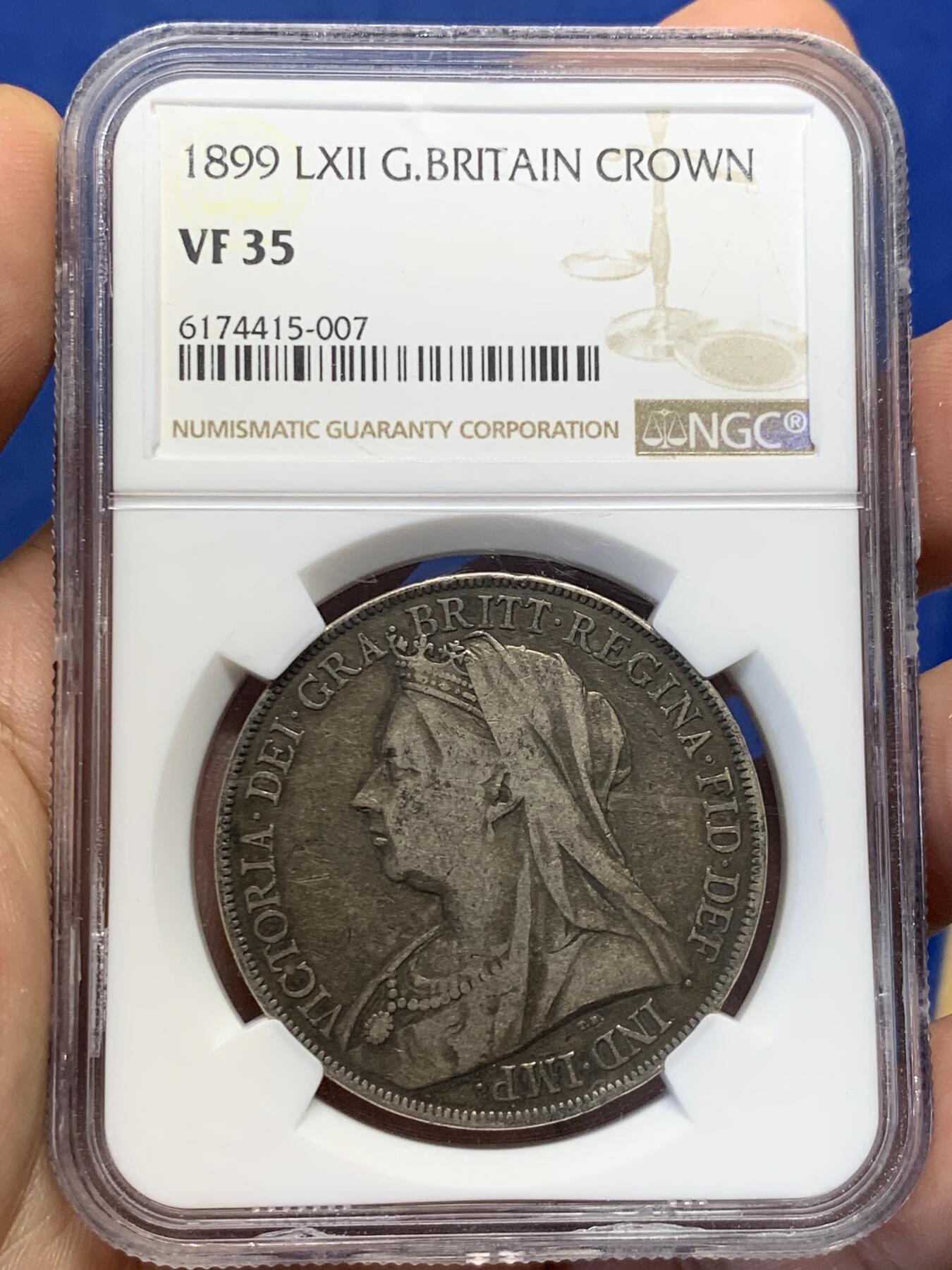 《竞宝斋》第406场 周日，周一，2场连拍 （全场包邮） NGC VF35 英国1899年维多利亚披纱马剑大银币