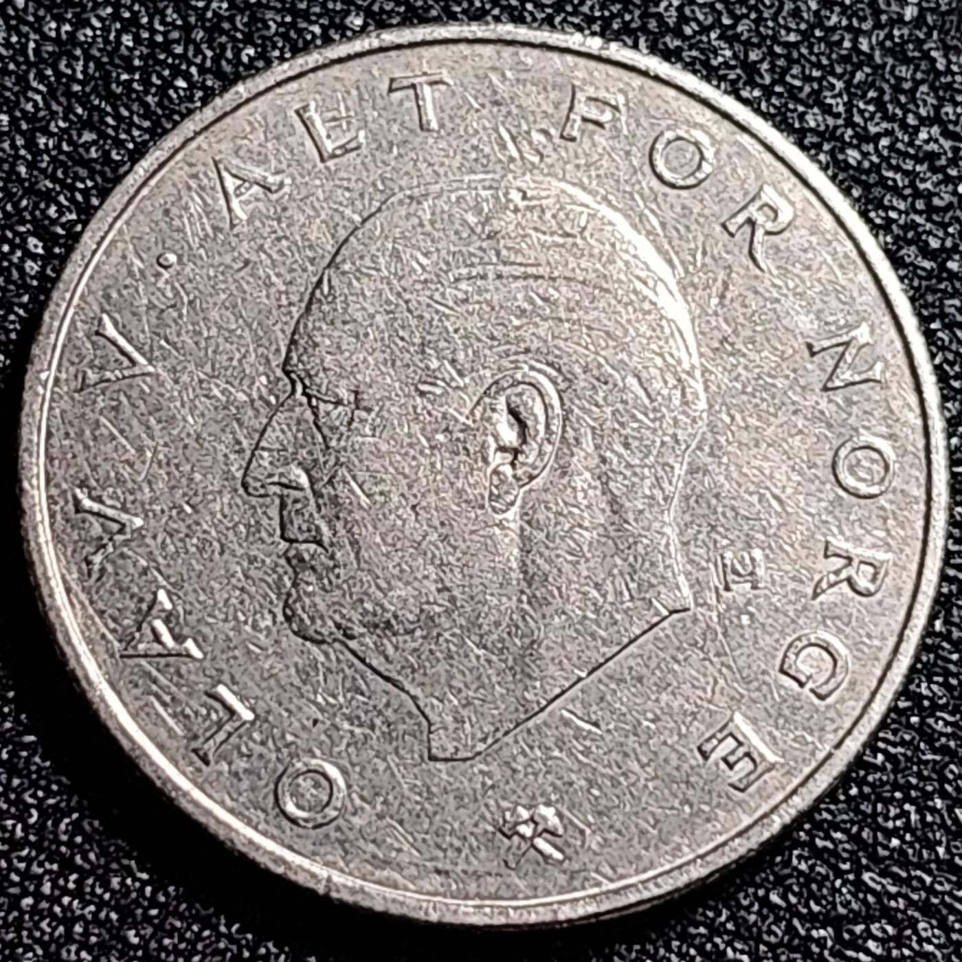 泉币菌-第66场-精品场 1974年 挪威1克朗 奥拉夫五世 皇冠 25mm
