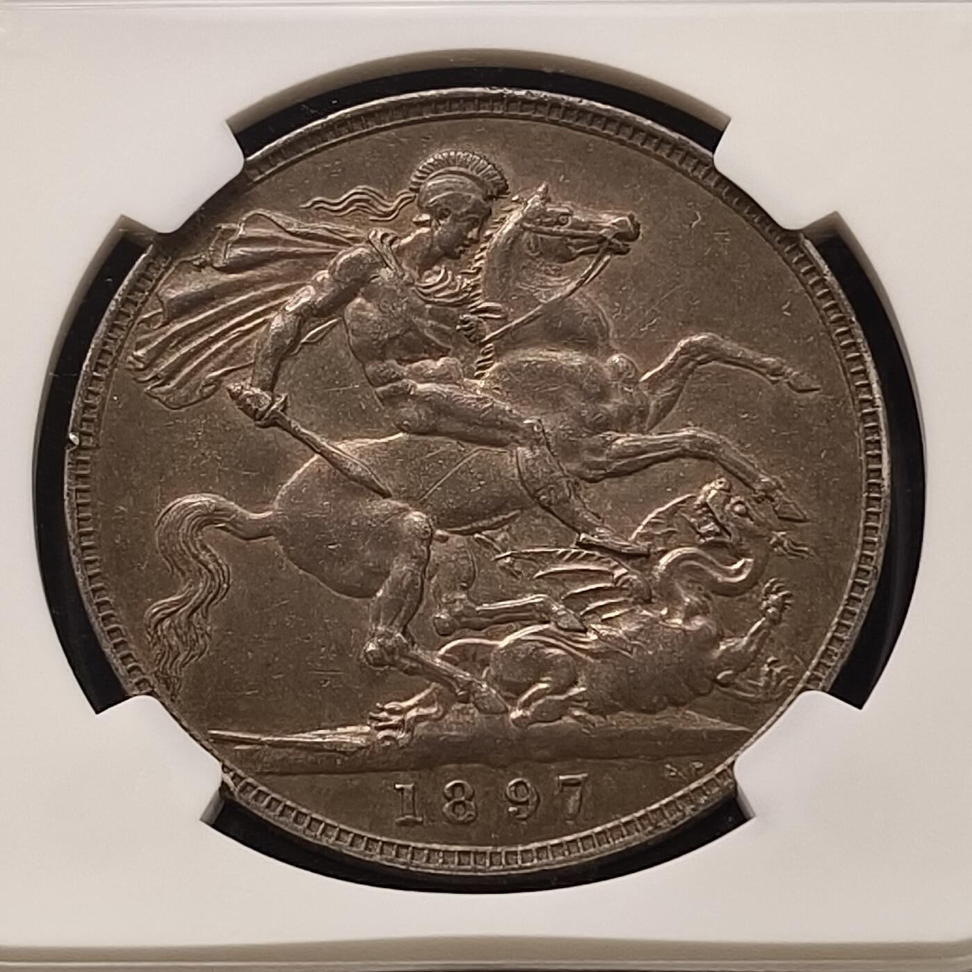 【全场包邮】纯粹捡漏拍448场 英国1897年披纱维多利亚女王1克朗马剑大银币-NGC AU DETAILS