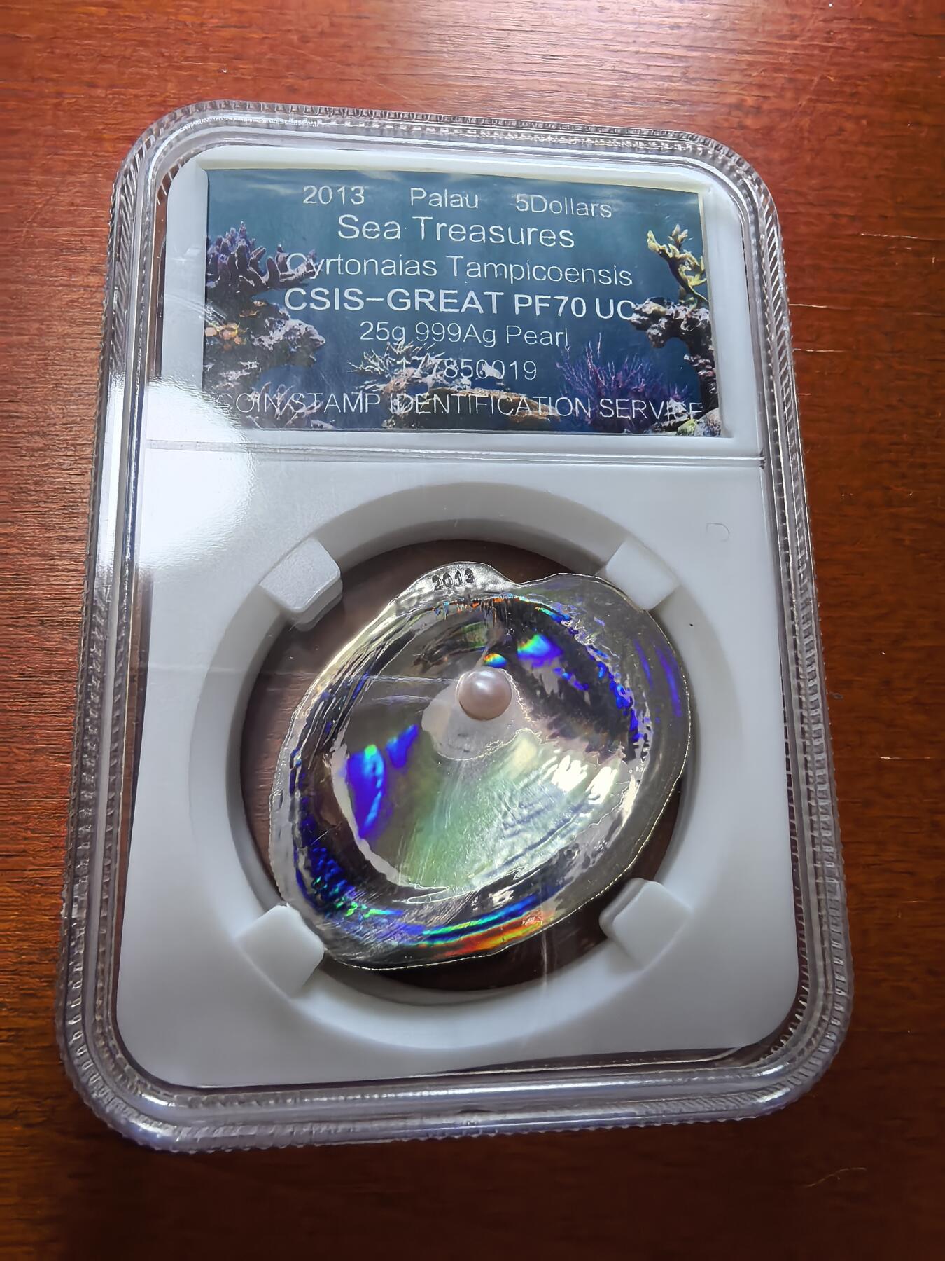 长老汇蛇年精选第二十九场拍卖 2013帕劳海洋珍宝系列之珍珠5元异形精制银币，信泰 PF70UC，有证书，2000枚