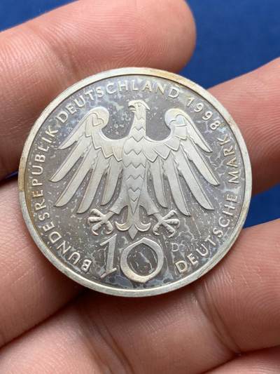 《竞宝斋》第406场 周日，周一，2场连拍 （全场包邮） 德国1998年中世纪神学家希尔德加德·冯·宾根10马克纪念银币，925银，15.5g。