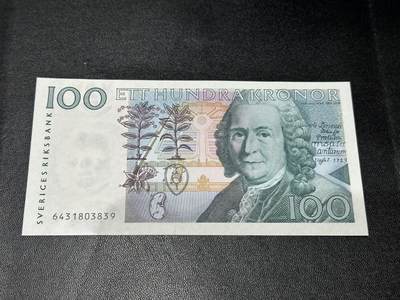 《外钞收藏家》第五百五十二期（本期为畅拍场）（本平台长期征集拍品、欢迎藏友们联系合作） - 瑞典100克朗 林奈 初版 全新 一个角有荧光瑕疵 尾3839