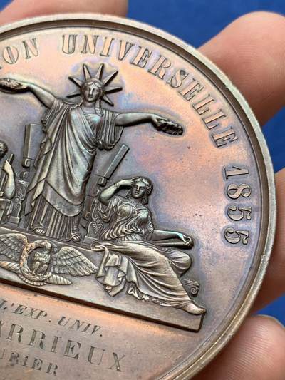 《竞宝斋》第406场 周日，周一，2场连拍 （全场包邮） 1855年巴黎世博会赠与武器制造商LARRIEUX纪念大铜章 161.3克 67.8mm 手指铜标 原铸