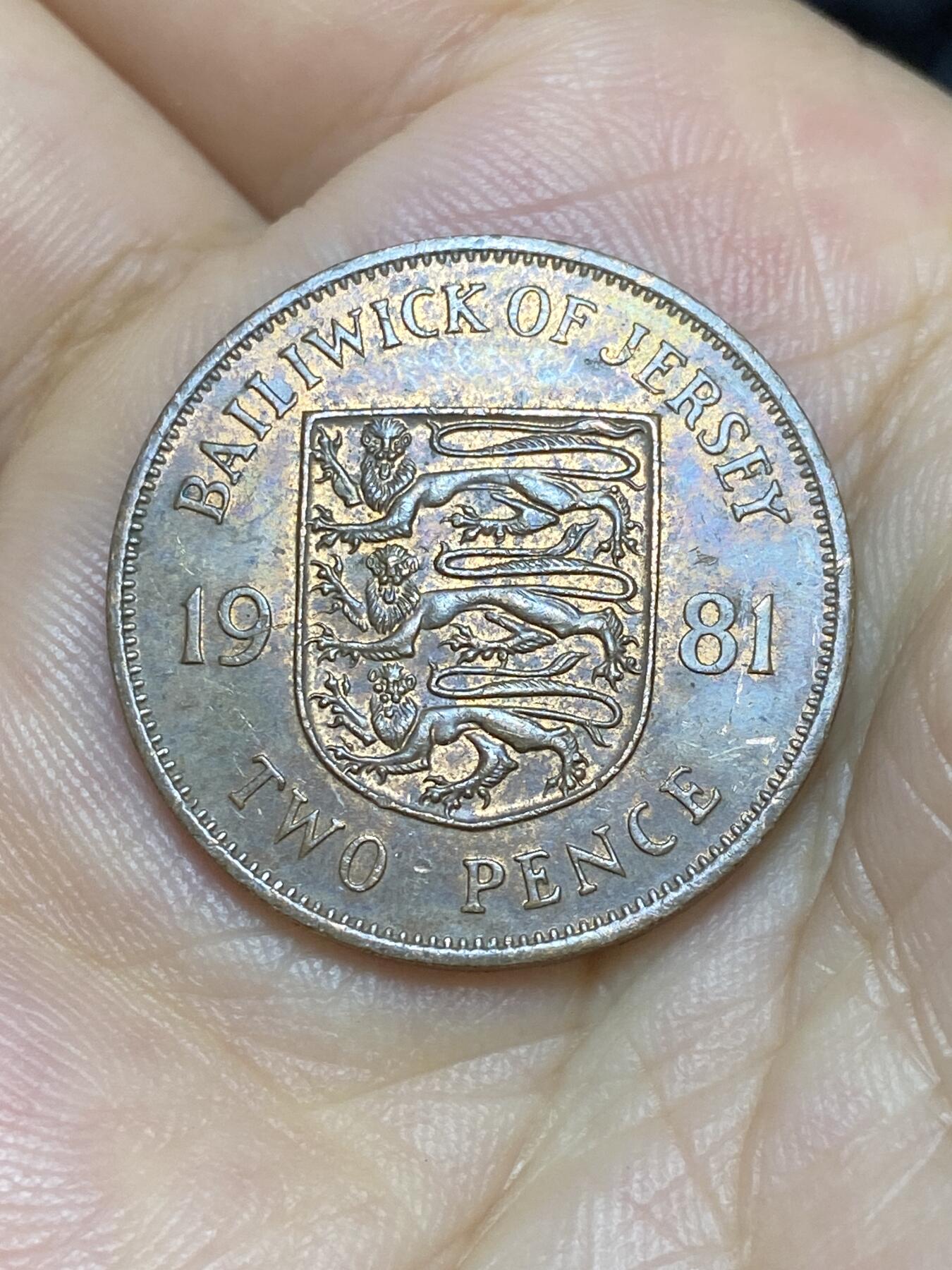 2025年第七十二场(总第九十八场）外国好品散币(免佣金) 少见–英属泽西岛🇯🇪1981单年份2便士(伊丽莎白二世中年花冠，十进制第二版)