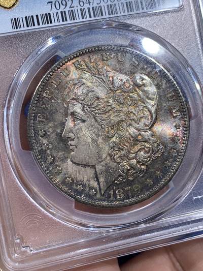 《竞宝斋》第406场 周日，周一，2场连拍 （全场包邮） PCGS MS64 美国 1879年 1美元 摩根 银币 五彩包浆 HA-MS64分拍卖价格在1300元 经典品种
