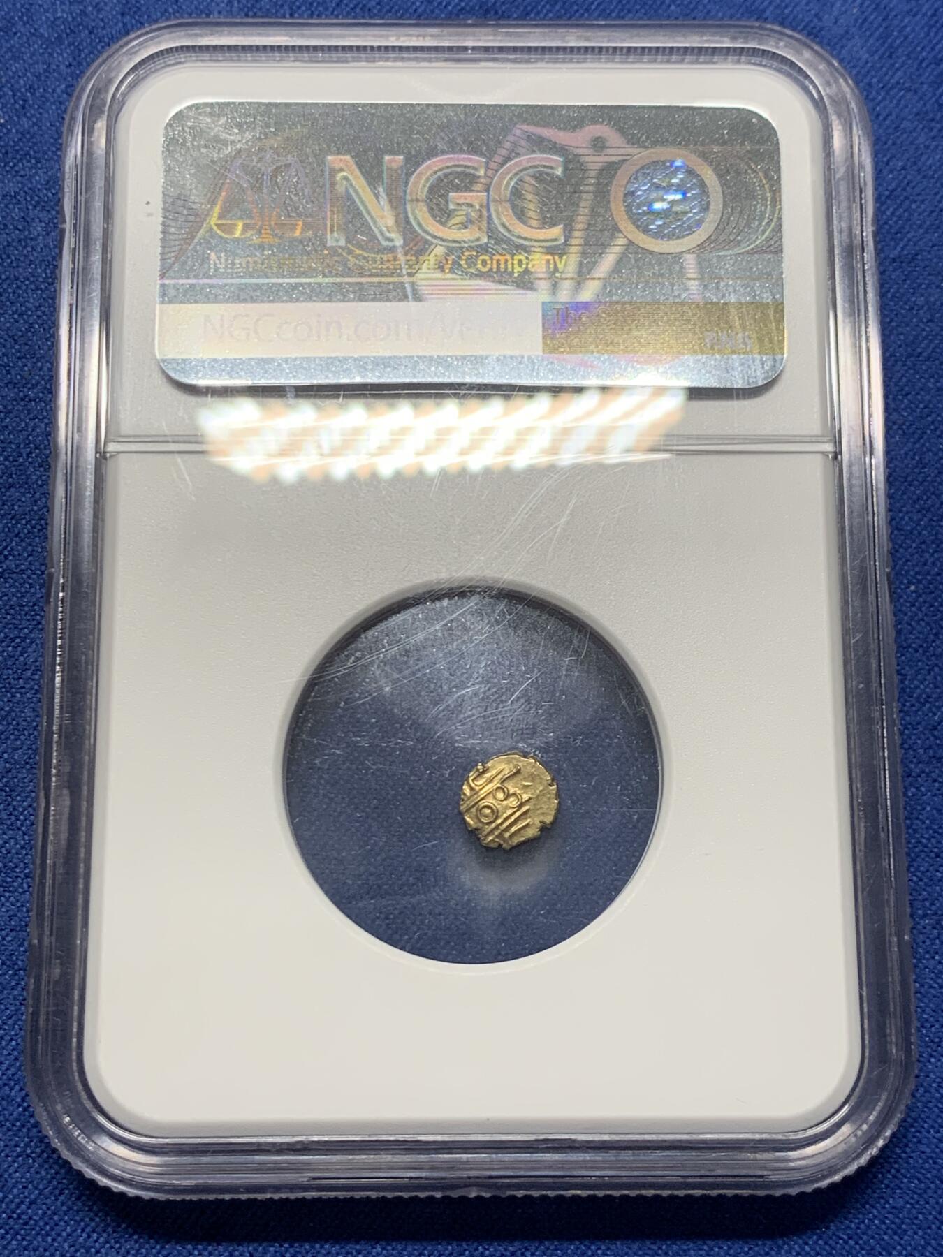 《竞宝斋》第406场 周日，周一，2场连拍 （全场包邮） NGC MS63 印度 迈索尔王国 1638-1812年 1F 金币 南印度经典货币形态 毗湿奴神像 外拍上涨品种