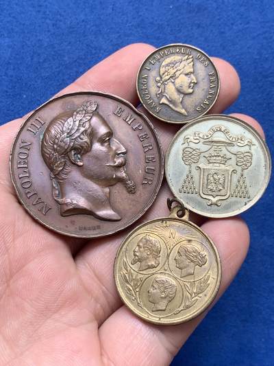 《竞宝斋》第406场 周日，周一，2场连拍 （全场包邮） 4枚一组 法国拿破仑铜章 总重约49.3克