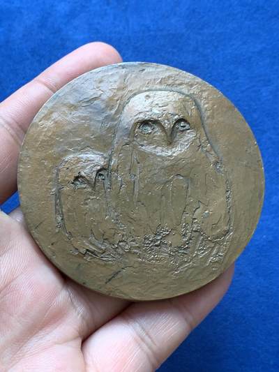 《竞宝斋》第406场 周日，周一，2场连拍 （全场包邮） 法国大铜章，直径67MM，重203克，1989 丰饶角铜币 飞禽艺术之猫头鹰。