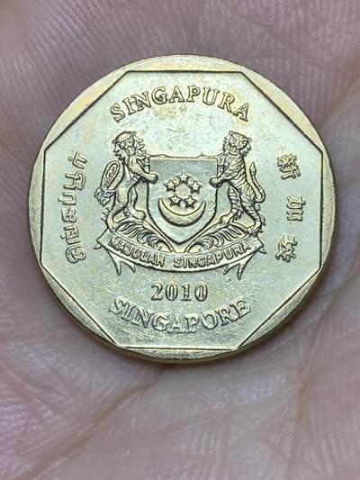 2025年第七十三场(总第九十九场）外国好品散币(免佣金) 好品–新加坡🇸🇬2010年1元(低盾笑脸版)