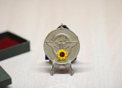 大猫徽章拍卖 第275期 德意志国 警察8年忠诚服务奖章 原盒好品