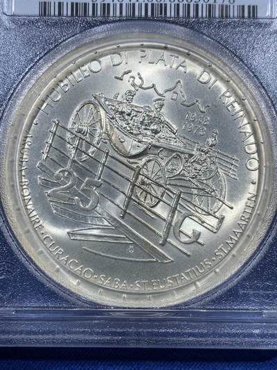 《竞宝斋》第406场 周日，周一，2场连拍 （全场包邮） PCGS MS66 荷兰1973年朱莉安娜女王加冕25周年25盾大银币 重42.12克 925银加厚盒子。
