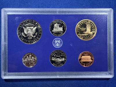 《竞宝斋》第406场 周日，周一，2场连拍 （全场包邮） 美国2004年6枚装精制套币+精制州币5枚套 盒证全