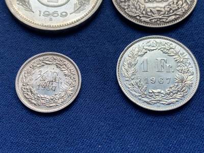 《竞宝斋》第406场 周日，周一，2场连拍 （全场包邮） 四枚一组 瑞士银币 1/2、1、2、5法郎 3枚曝光，1枚早期品种。