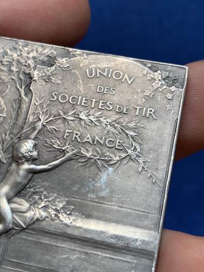 《竞宝斋》第406场 周日，周一，2场连拍 （全场包邮） G . Dupre 法国射击联合会镀银铜章 法国新艺术 乔治杜普雷，品相佳。尺寸：50.7 × 38 mm ，重：40.7g