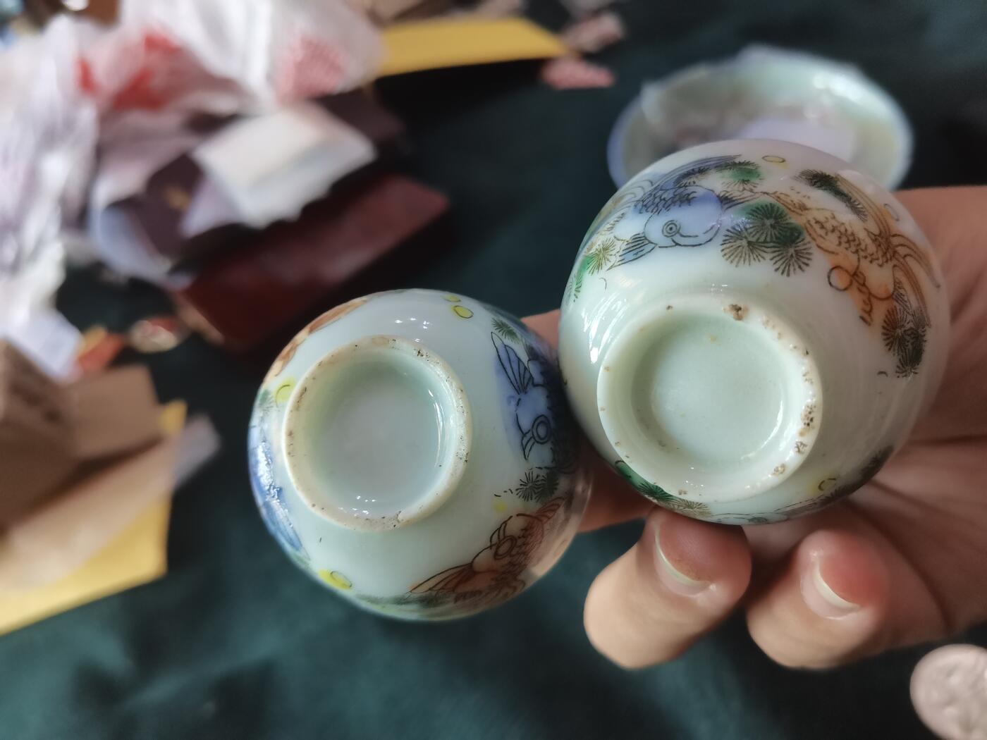 玉仁红藏首场徽章钱币拍卖（捡漏）上面👆图片有群加群7：40同拍 5.6.7年代双鲤酒杯