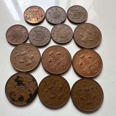 🌹外币初藏🌹🐯2025年第82场  每周二四六晚8️⃣点 接代拍 - 英国旧版1-2便士铜币13枚