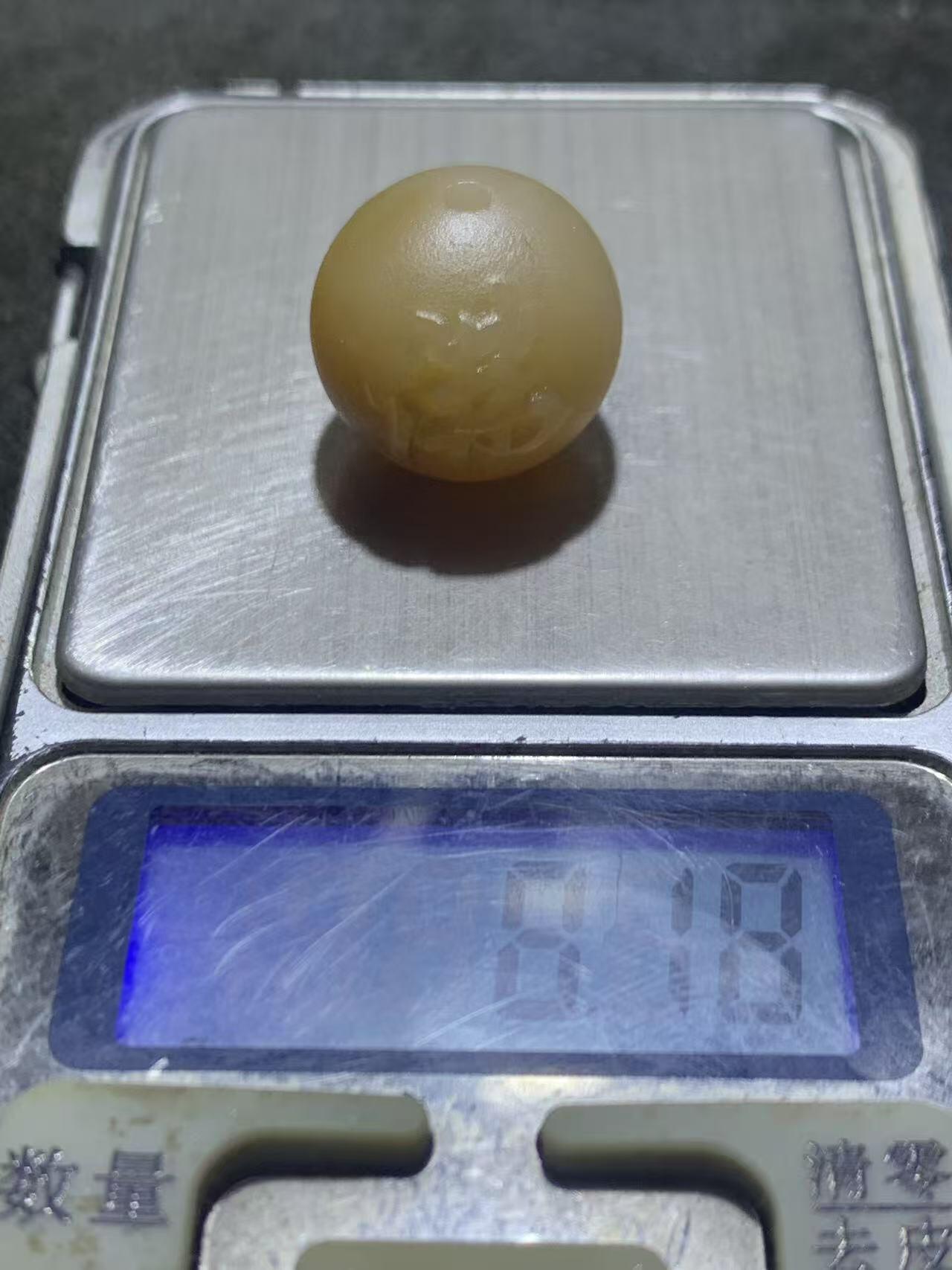 精美亚光冻料战国红玛瑙手工雕刻佛字万字符珠一颗