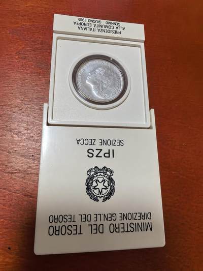 长老汇蛇年精选第三十场拍卖 - 1985意大利欧盟主席国500里拉银币，盒证全