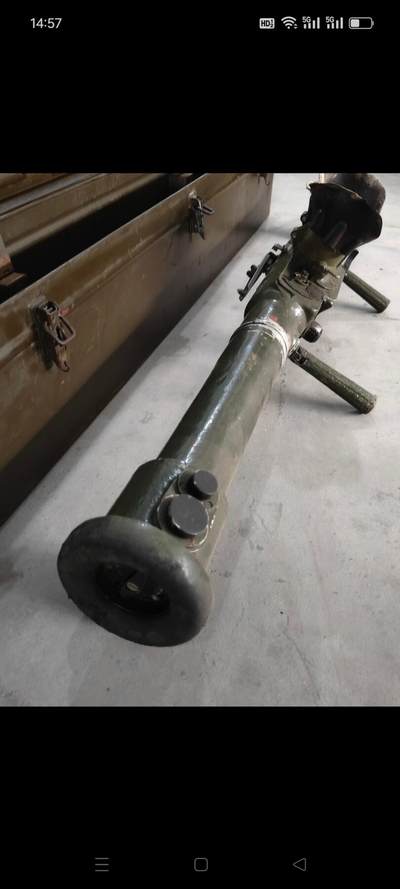 老君用测距仪，58式，原装铁箱，保存完好，品相如图 老君用测距仪，58式，原装铁箱，保存完好，品相如图