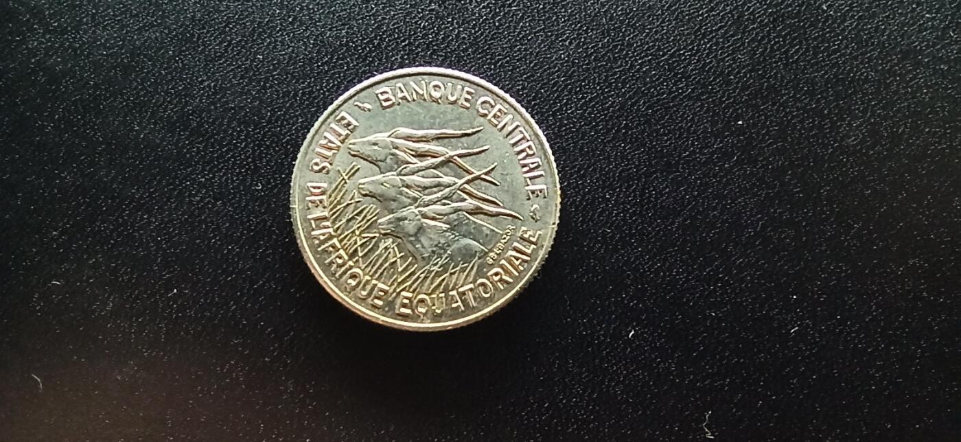 邮泉阁限时拍卖第十九场 各国硬币专场（以前各场已经邮寄回国全部邮寄）