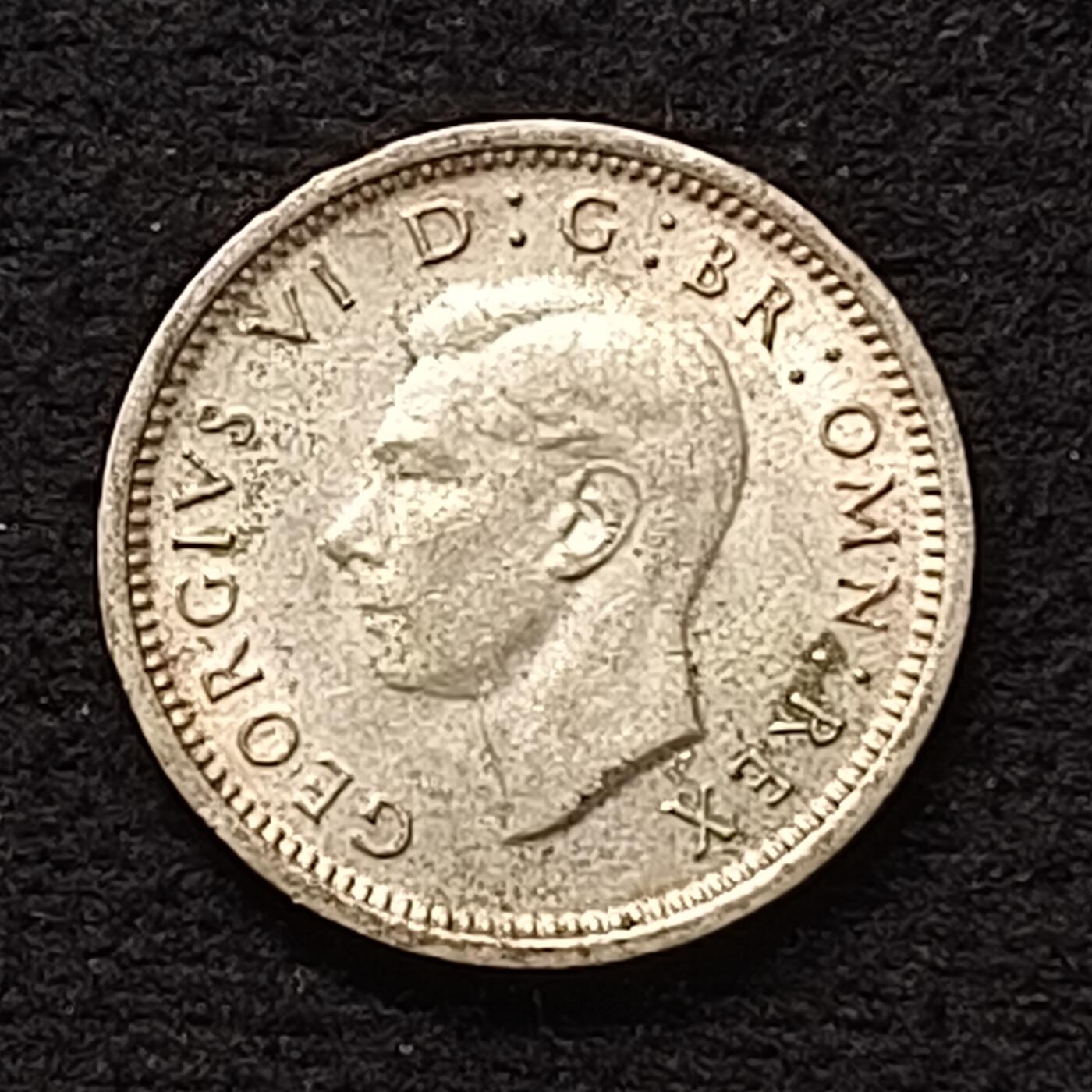 【全场包邮】纯粹捡漏拍447场 英国1940年乔治六世3便士银币