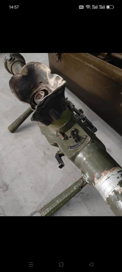 老君用测距仪，58式，原装铁箱，保存完好，品相如图 老君用测距仪，58式，原装铁箱，保存完好，品相如图