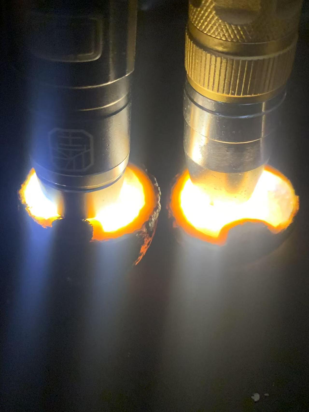 精美亚光原皮冰飘心象形半月战国红玛瑙对切原石摆件一对，