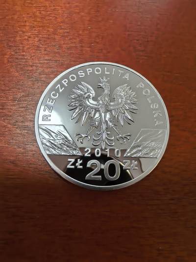长老汇蛇年精选第三十场拍卖 2010波兰小马蹄蝙蝠20兹罗提精制银币，28.28克925银
