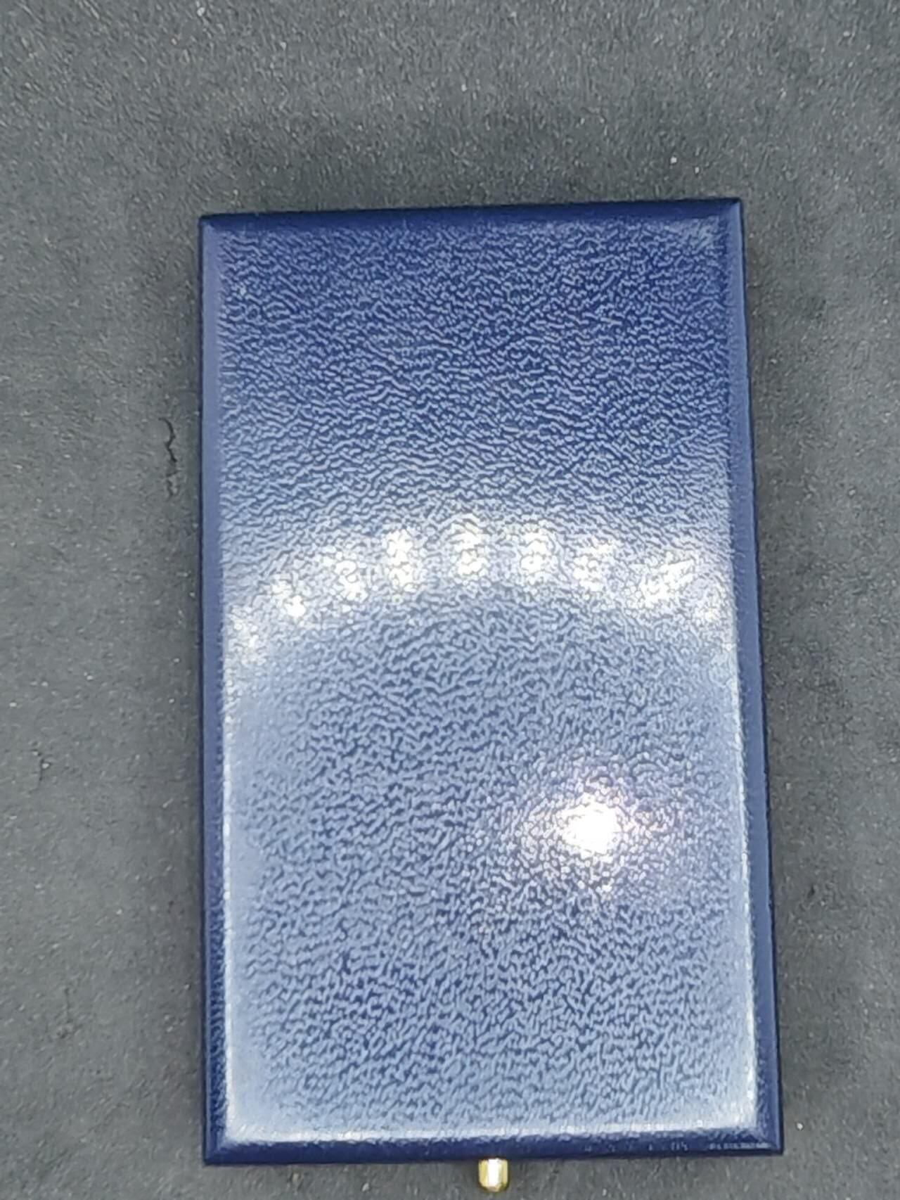 凯旋世界勋赏（第17期）（欢迎送拍）（对拍品有疑问请询问客服，不接受到手刀，出价默认拍品品相。请认真阅读拍卖规则！出价默认已认可！）（收到货请录制开箱视频，无视频概不处理问题。） 法国珠宝商版本棕榈叶勋章