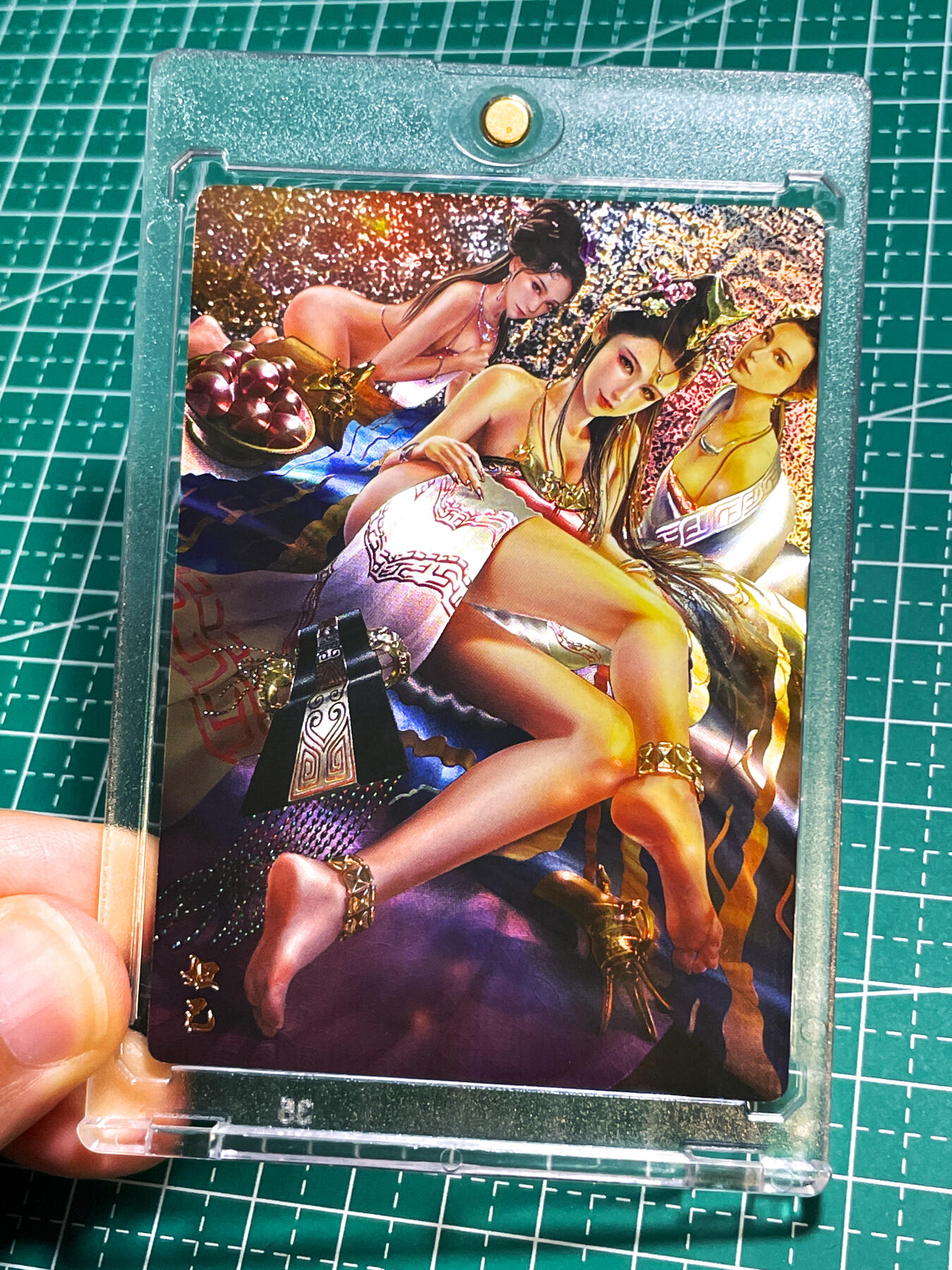 显眼宝25期 颜值精选 【带卡砖】卡玩帕克 神州群英 镭雕特卡 妲己 散配一张  卡玩镭雕工艺   63*88