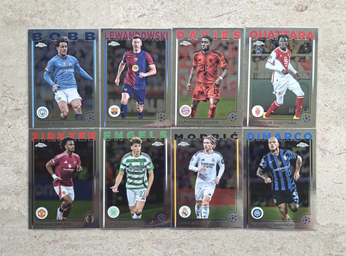 【博洋堂】卡牌拍卖专场第002期 2025 Topps Chrome 欧冠系列 莱万多夫斯基 莫德里奇等8张一组