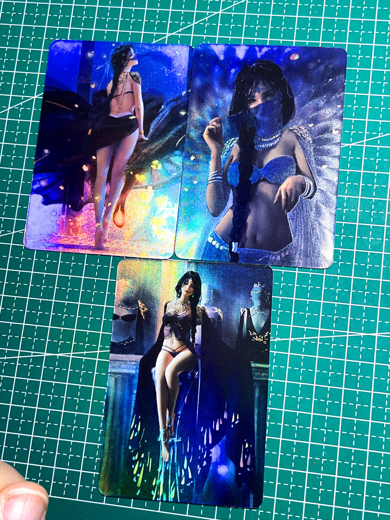 显眼宝25期 颜值精选 超美 【鬼刀】  风铃   折光彩闪卡3张 小卡尺寸