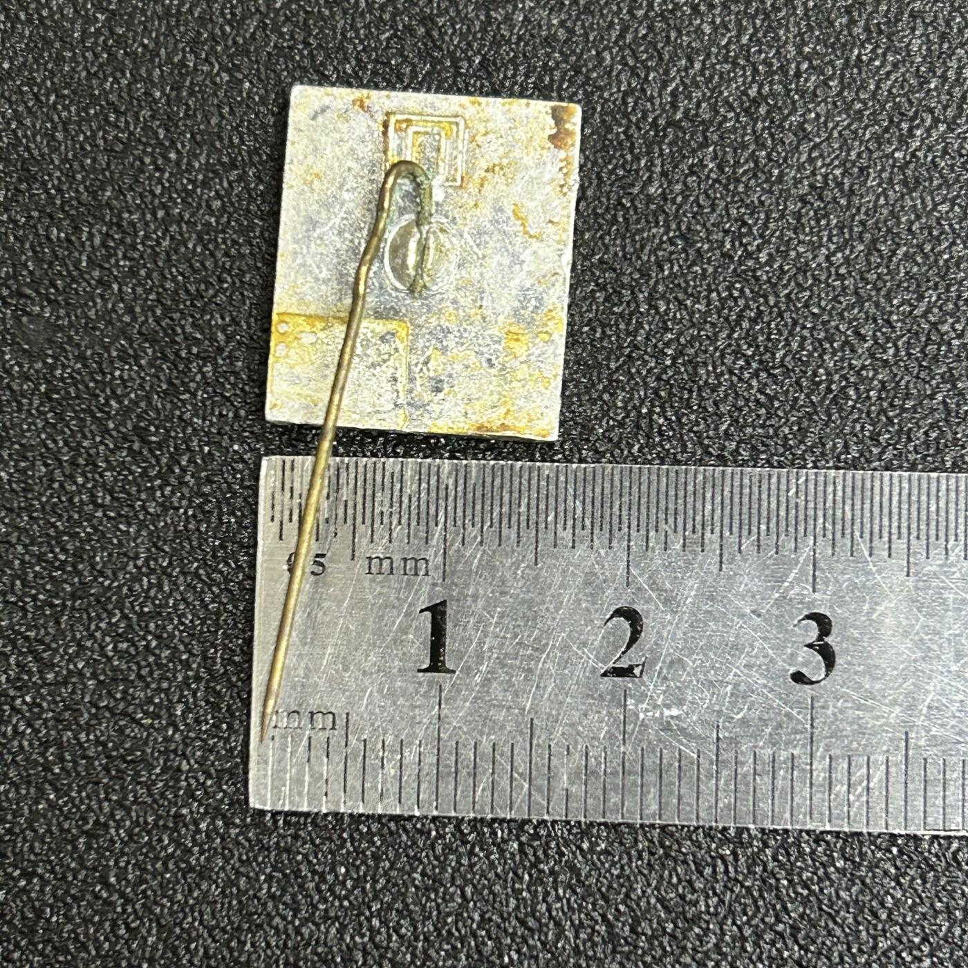 西秦中古拍卖第五十三期 苏联 伟大革命导师列宁纪念章