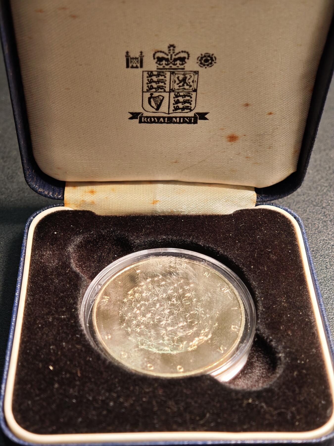 【德藏】世界币章拍卖第140期（拍品征集中~欢迎藏友联系） 2000年 英国皇家造币厂制作新世纪纪念铜章 原盒