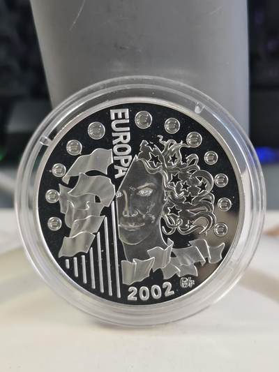 第169期拍卖【长期征集拍品】 - 法国2002年欧罗巴币中币1.5欧元精制纪念银币，900银，22.2克，发行50000枚