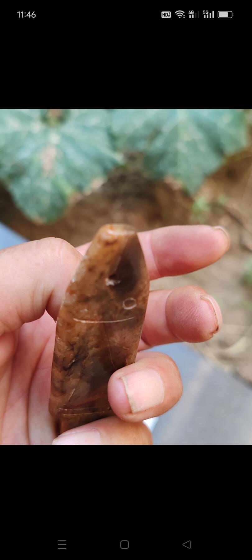 老玉雕刻鱼挂件一个，品相如图