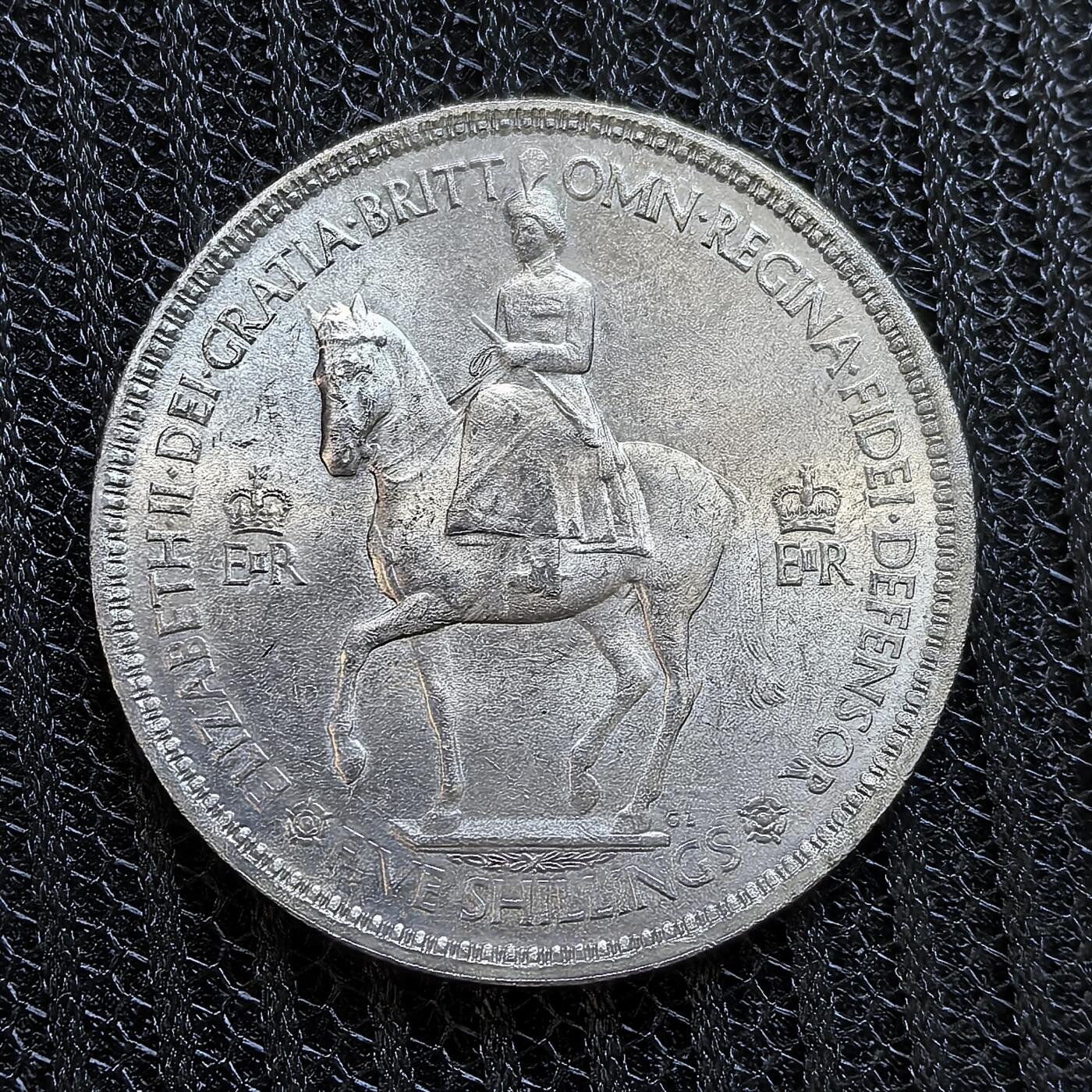 道一币馆币章第一百三十九场 英国1953年伊丽莎白二世登基5先令纪念币
