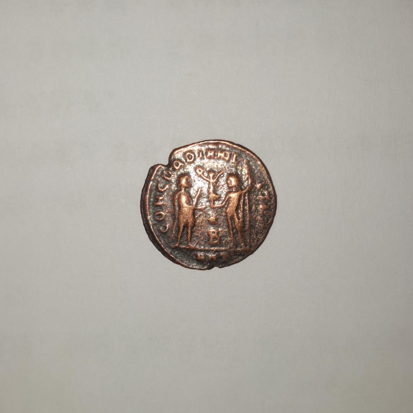 罗马帝国戴克里先（公元284年-305年在位），货币改革前最后的安东尼镀银铜币，银层已无，极美稀少品种