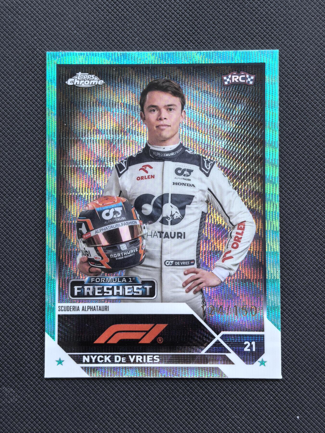 【博洋堂】卡牌拍卖专场第002期 2023 Topps Chrome F1 赛车卡 德弗里斯 小红牛车队 RC 新秀年 定妆照 124/150编青折