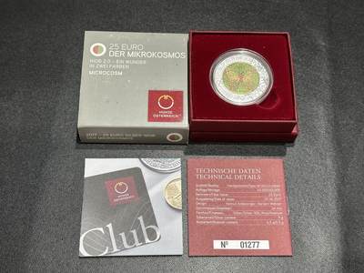 《外钞收藏家》第五百五十三期（本期品种丰富的纪念钞）（本平台长期征集拍品、欢迎藏友们联系合作） - 2017年奥地利发行微观世界25欧银铌双金属精制纪念币 精美包装