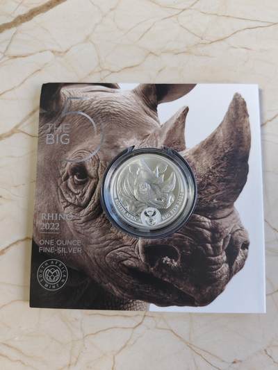 第169期拍卖【长期征集拍品】 - 卡装南非2022年非洲五霸犀牛1盎司纪念普制银币，999银，发行15000枚