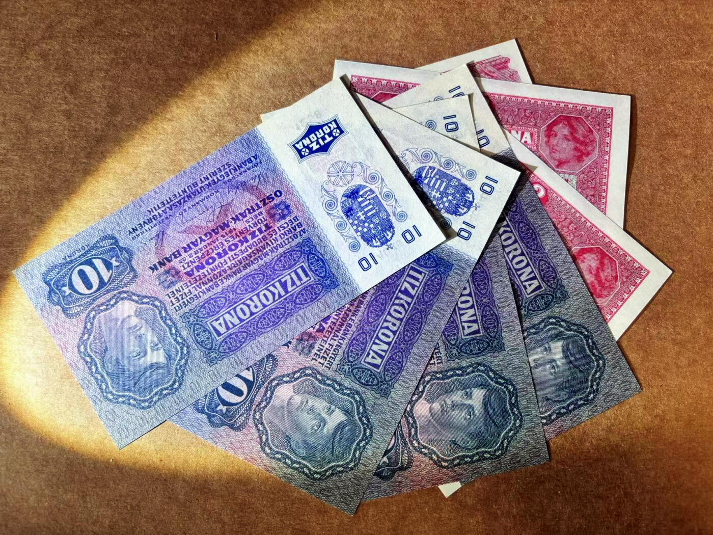 【Blue Auction】世界纸币精拍第704期——18级TOP拍卖/信誉/品质/专业/高效💫