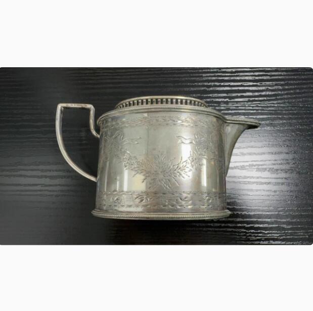 康怡轩钱币【银器 中国纪念币包装盒 专场】第454期 英国回流银茶壶奶罐