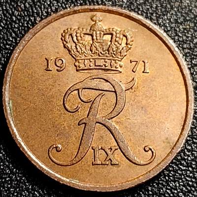 泉币菌-第69场-精品欢乐场-第2场 / 福利放送，感谢大家一直以来的支持。68-72场中，凡拍中15单及以上者，非偏远地区购买者，其所购所有商品满30包邮。       （特别说明：偏远地区包邮条件除满足购满15单及以上外，内蒙古、青海、西藏、宁夏需要满48包邮，新疆、西藏需要满68包邮。） 极美 丹麦1971年5欧尔 皇冠 弗雷德里克九世国王 CS版 青铜币 24mm