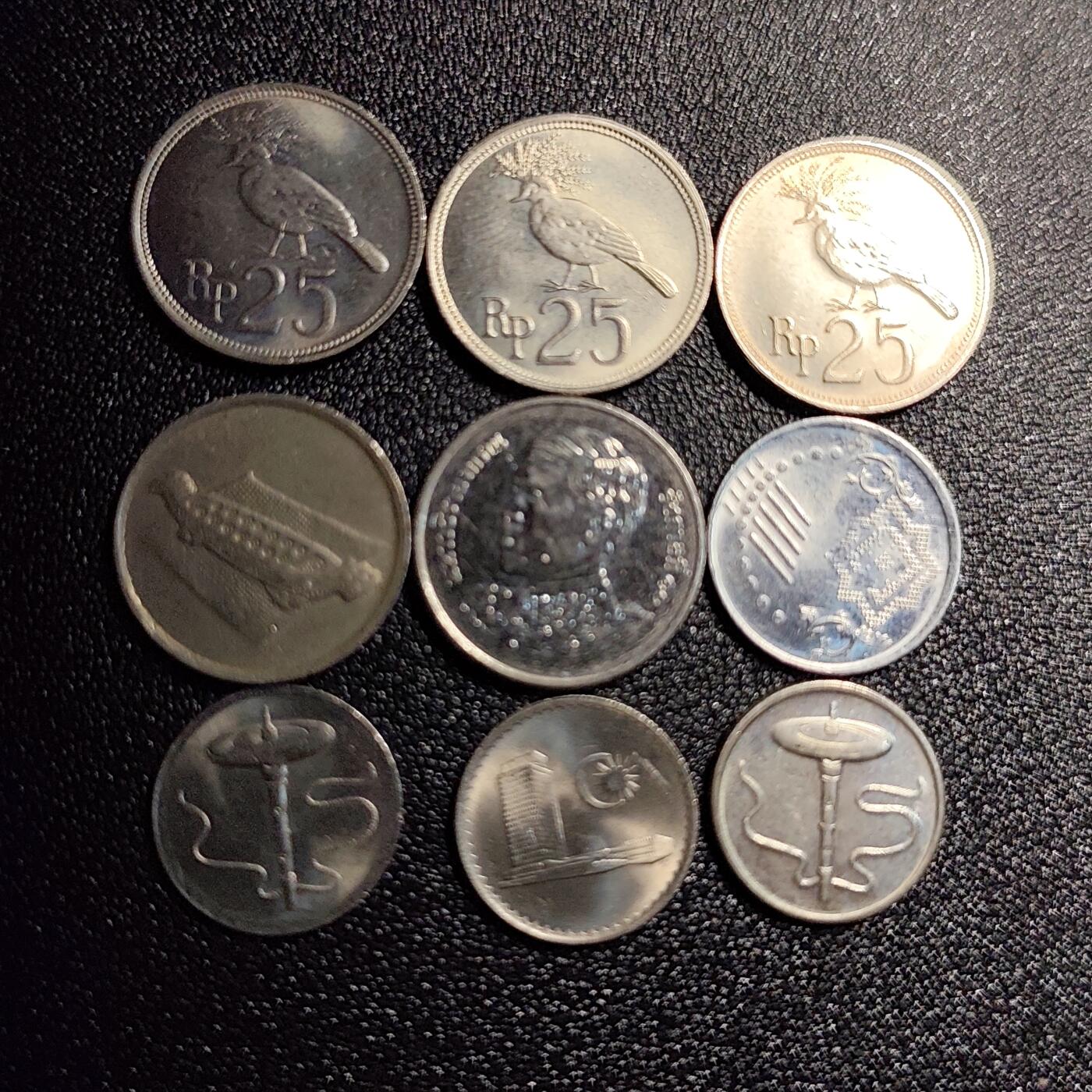 泉币菌-第70场-精品欢乐场-第3场 / 福利放送，感谢大家一直以来的支持。68-72场中，凡拍中15单及以上者，非偏远地区购买者，其所购所有商品满30包邮。       （特别说明：偏远地区包邮条件除满足购满15单及以上外，内蒙古、青海、西藏、宁夏需要满48包邮，新疆、西藏需要满68包邮。） 亚洲币 9枚