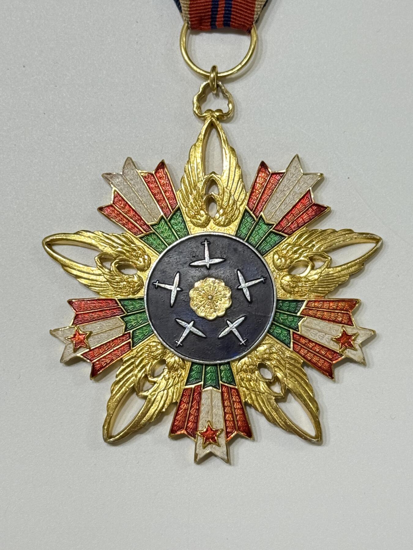 RimeNova韵星2025军品类夏季拍卖会-- RimeNova 2025 Summer Militaria Sale 一等空军复兴勋章