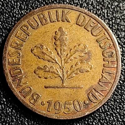 泉币菌-第68场-精品欢乐场-第1场 / 福利放送，感谢大家一直以来的支持。68-72场中，凡拍中15单及以上者，非偏远地区购买者，其所购所有商品满30包邮。       （特别说明：偏远地区包邮条件除满足购满15单及以上外，内蒙古、青海、西藏、宁夏需要满48包邮，新疆、西藏需要满68包邮。） 少见 早期币 德国1950年 10芬尼硬币