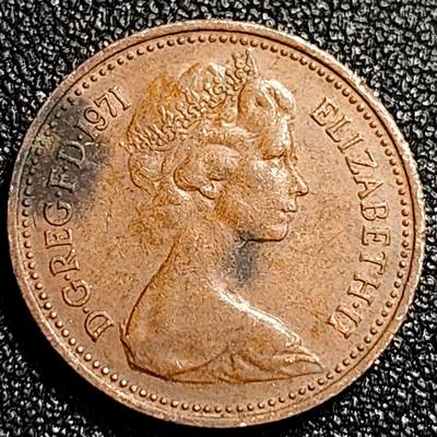 泉币菌-第68场-精品欢乐场-第1场 / 福利放送，感谢大家一直以来的支持。68-72场中，凡拍中15单及以上者，非偏远地区购买者，其所购所有商品满30包邮。       （特别说明：偏远地区包邮条件除满足购满15单及以上外，内蒙古、青海、西藏、宁夏需要满48包邮，新疆、西藏需要满68包邮。） 英国1971年1便士紫铜币 威斯敏斯特宫徽章 20.3mm