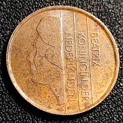 泉币菌-第69场-精品欢乐场-第2场 / 福利放送，感谢大家一直以来的支持。68-72场中，凡拍中15单及以上者，非偏远地区购买者，其所购所有商品满30包邮。       （特别说明：偏远地区包邮条件除满足购满15单及以上外，内蒙古、青海、西藏、宁夏需要满48包邮，新疆、西藏需要满68包邮。） 1991年 荷兰王国5分铜币 贝娅特丽克丝女王 21mm