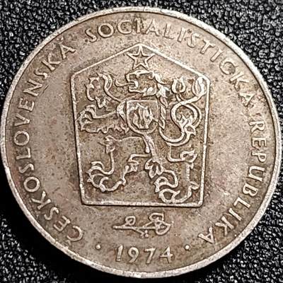 泉币菌-第68场-精品欢乐场-第1场 / 福利放送，感谢大家一直以来的支持。68-72场中，凡拍中15单及以上者，非偏远地区购买者，其所购所有商品满30包邮。       （特别说明：偏远地区包邮条件除满足购满15单及以上外，内蒙古、青海、西藏、宁夏需要满48包邮，新疆、西藏需要满68包邮。） 1974年 捷克斯洛伐克 2克朗 镰刀五角铜镍币 23mm